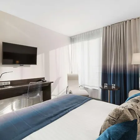 Western Europe 4* Brest
