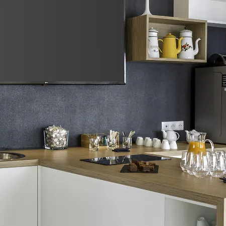 Western Europe 酒店 4*