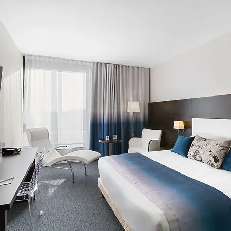 Western Europe Отель Брест